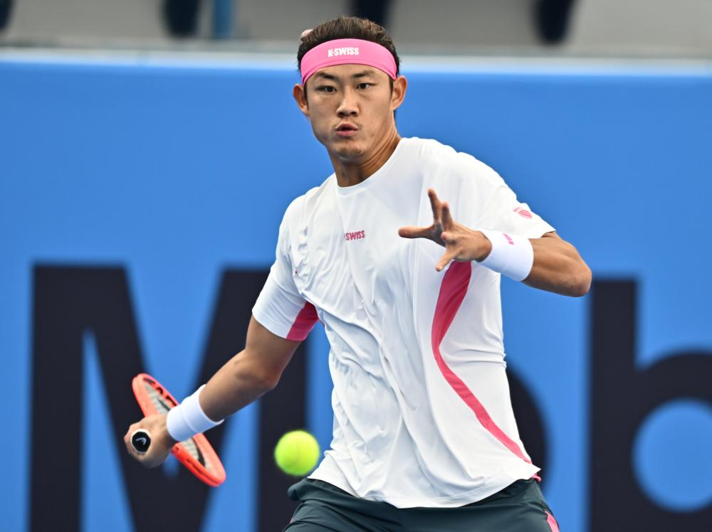 体图：厄兹詹将自由身离队，多特原本能用他加1000万签谢尔基